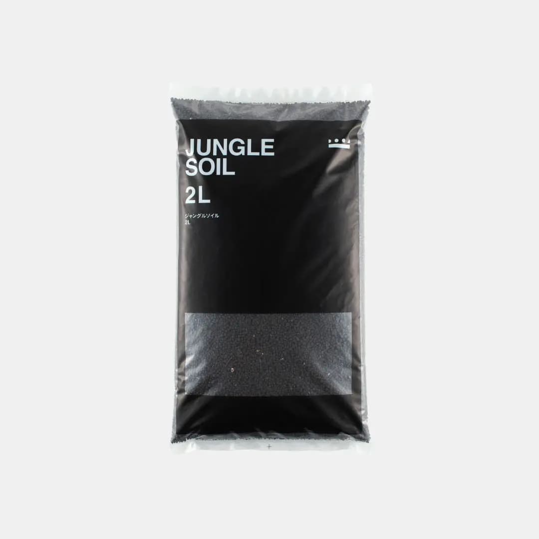 Jungle Soil by DOOA is a substrate material suitable for growing plants in paludarium. Because natural black soil is used as the base combined with soil microorganisms effective for the plant growth and some anthracites, plant roots spread well, and healthy plants grow. Please use this product combined with optional Jungle Base.